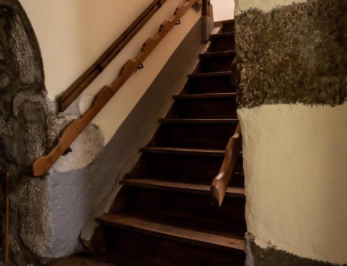 Cesar Havre De Paix Vieille Appartement